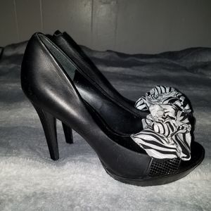 Jessica Simpson Embellished Pumps Size 10